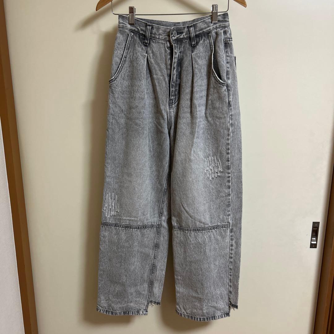 【MRMイエン】ハイライズタックワイドパンツ　ライトグレー３６