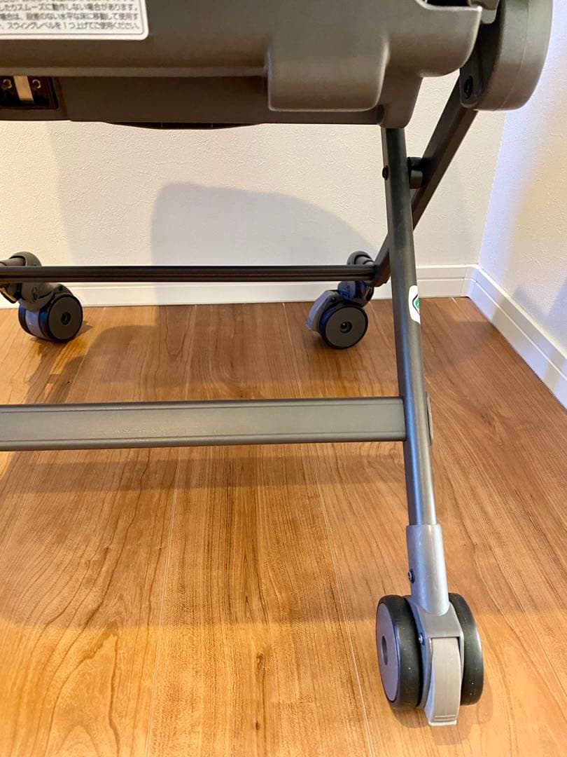 【美品】コンビ ネムリラ AUTO SWING 電動ハイローチェア 動作確認済