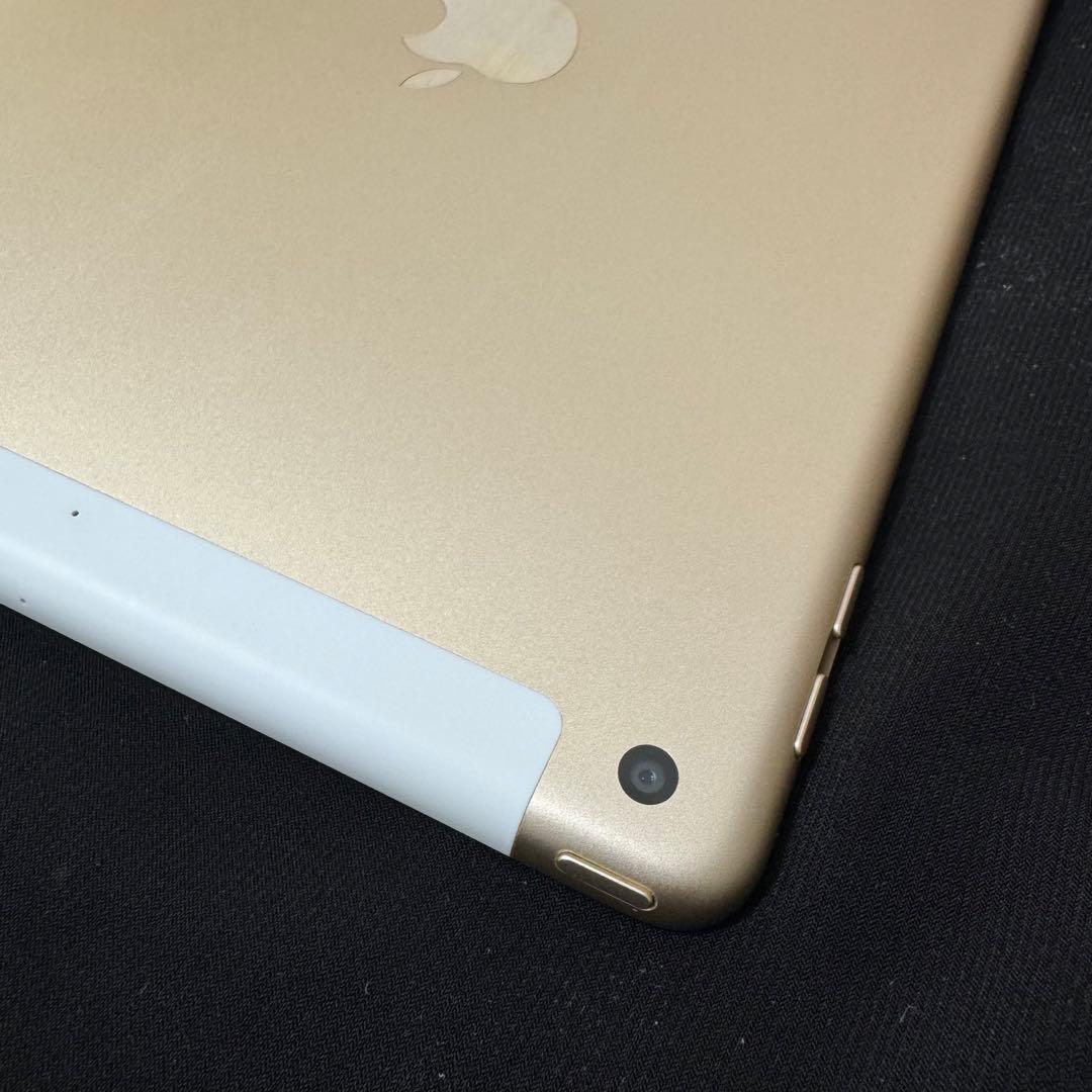 iPad第5世代／32GB／ゴールド セルラーモデル