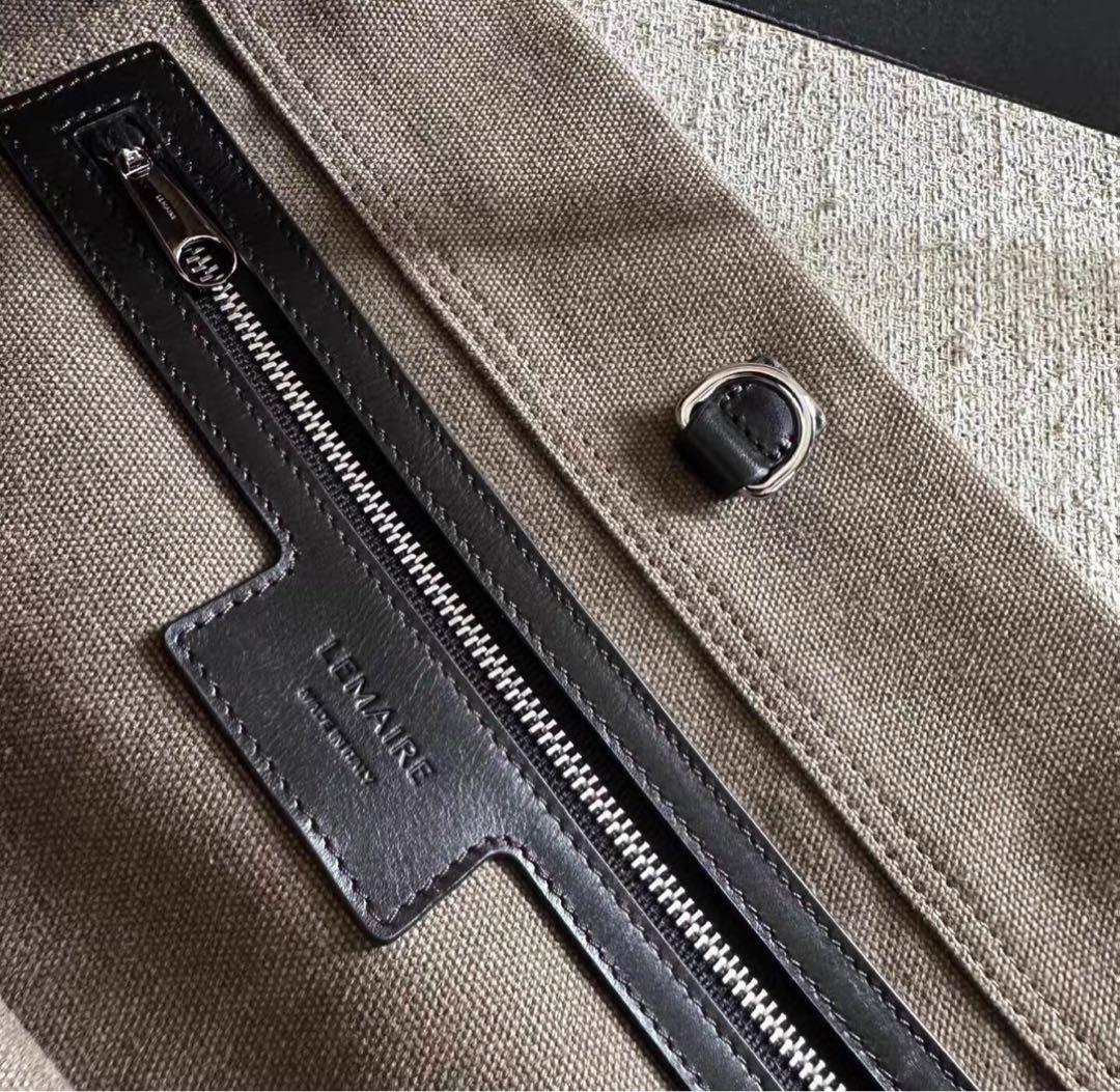 LEMAIREトープ ベルト トートバッグ