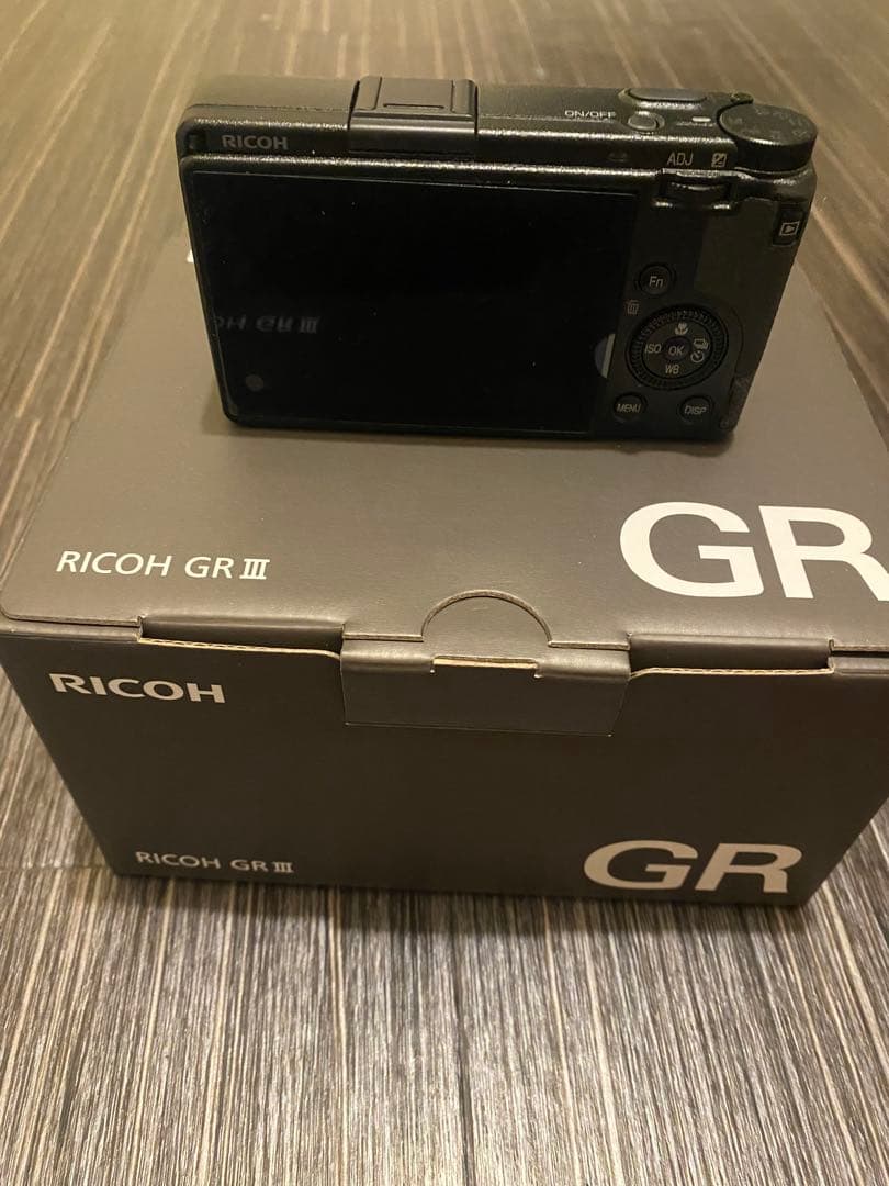 RICOH GR III コンパクトデジタルカメラ　 公式ケース付き