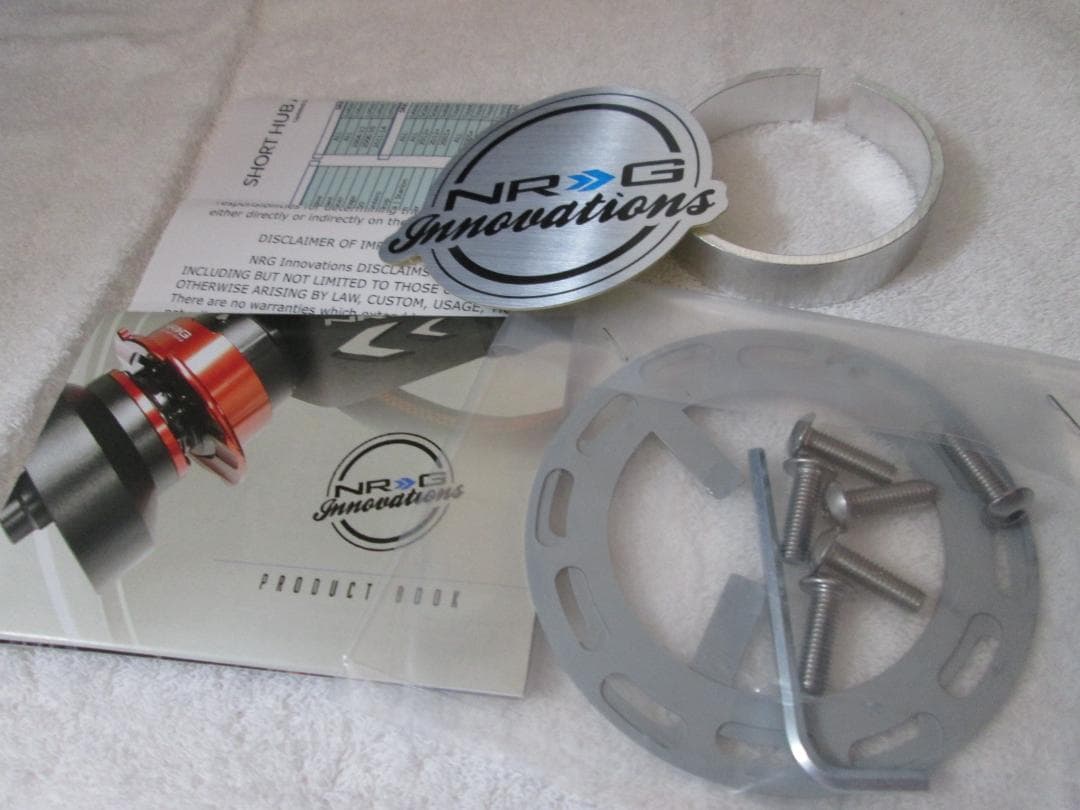 NRG SRK-220 BK-BL クイックリリース