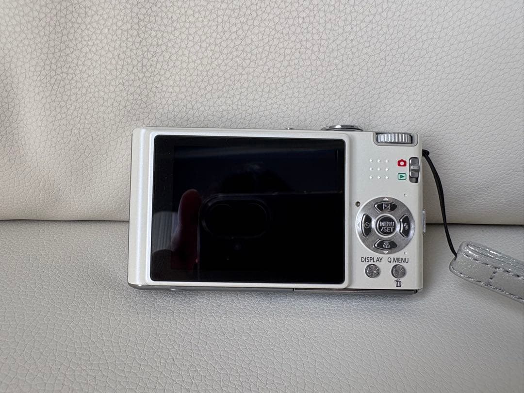 【ゆさん専用】LUMIX FX37 シルバー