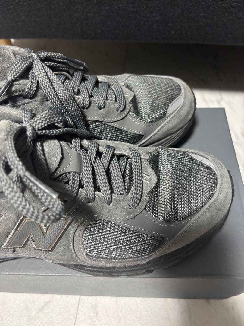 靴 New Balance 2002R \"Castlerock\"