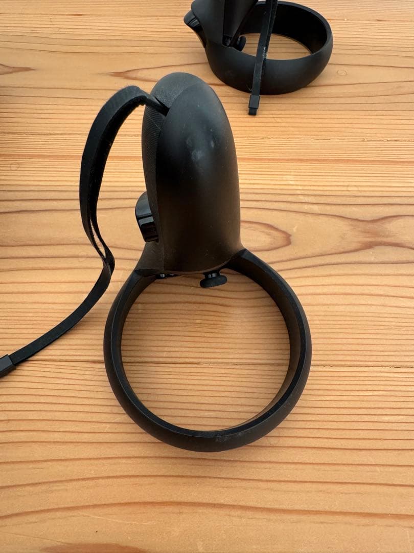  Quest 64GB VRヘッドセット 本体とコントローラーセット