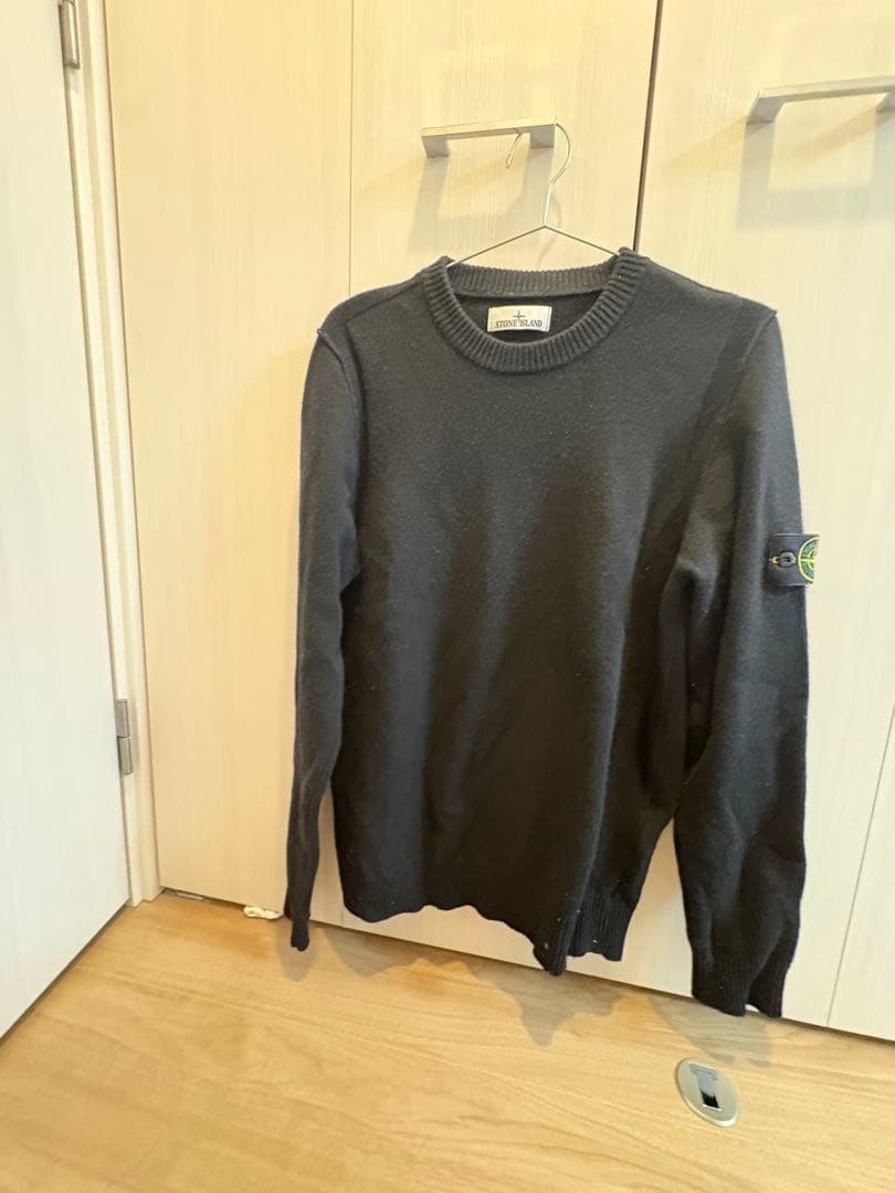 STONE  ブラック クルーネックセーター