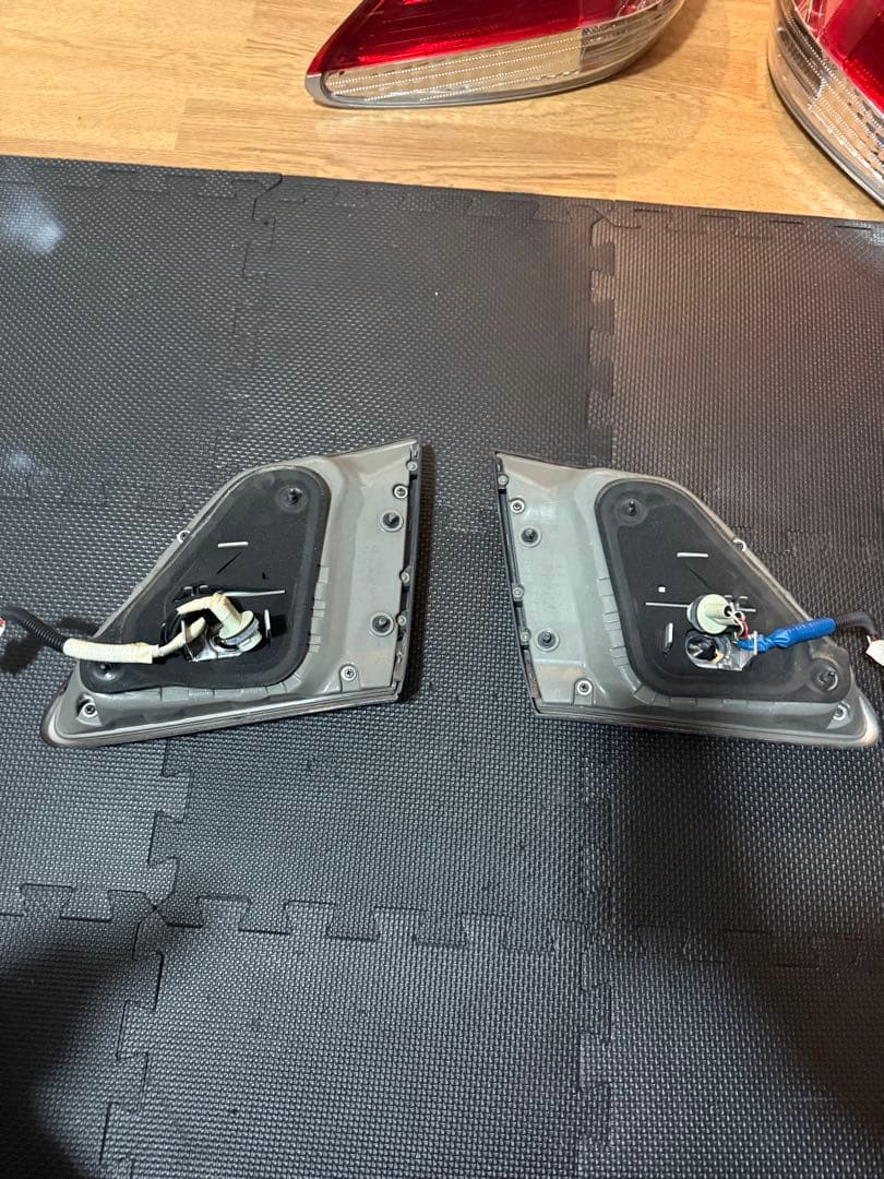 20クラウンアスリートテールランプ