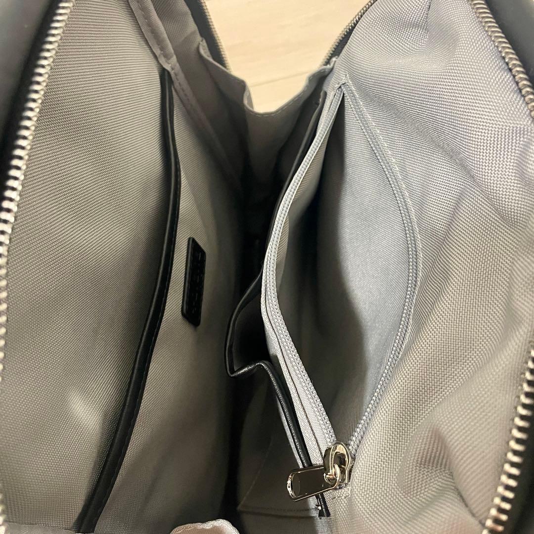 ✨️美品✨️+diana ダイアナ シリコンレザーA4リュック ブラック 保存袋付