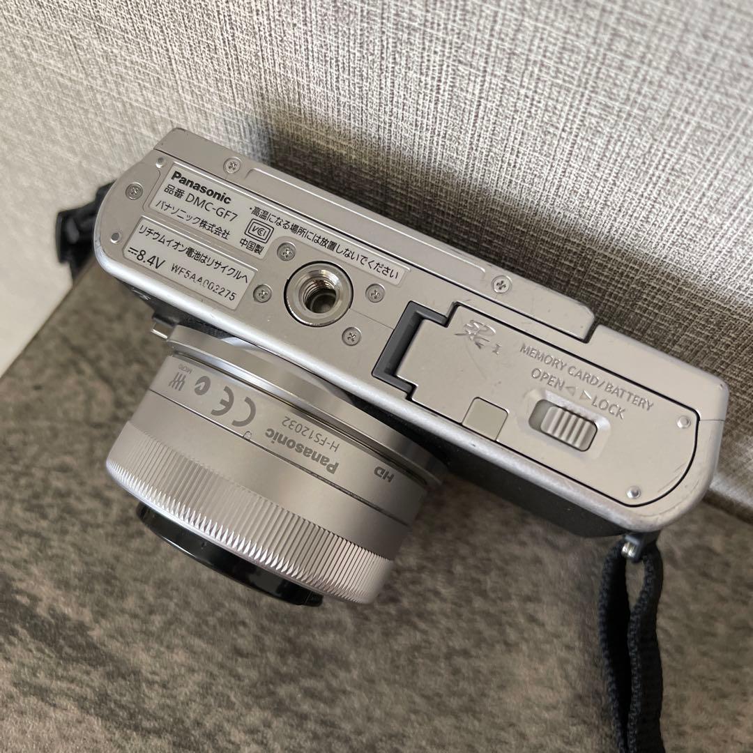 Panasonic LUMIX DMC-GF7W ミラーレス一眼カメラ