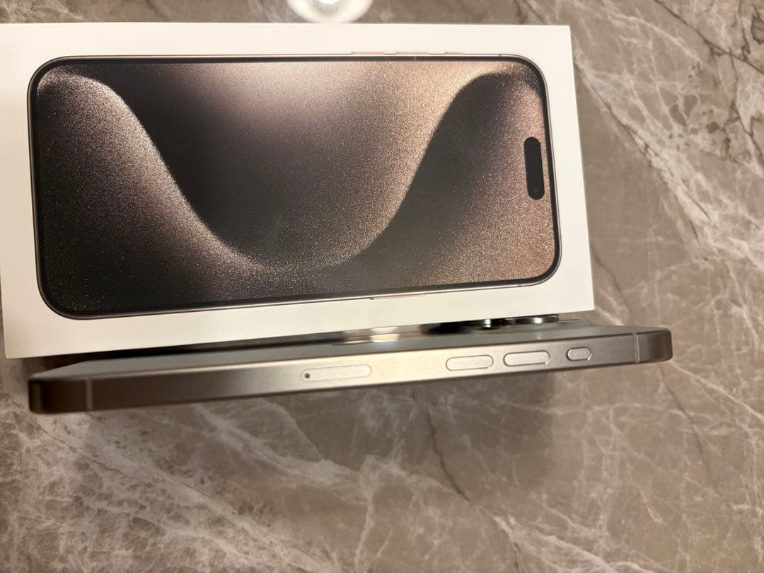 Apple iPhone 15 ProMAX 256GB 本体