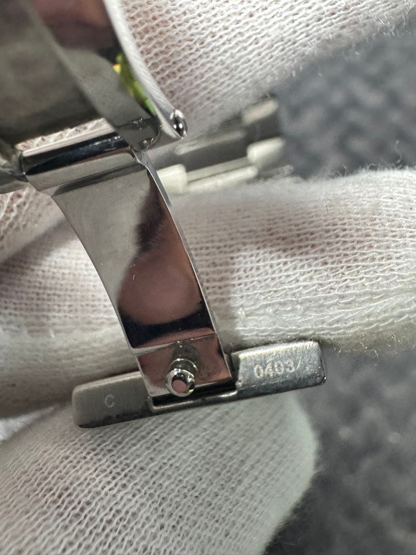 GUCCI スクエアウォッチ ブラックダイヤル