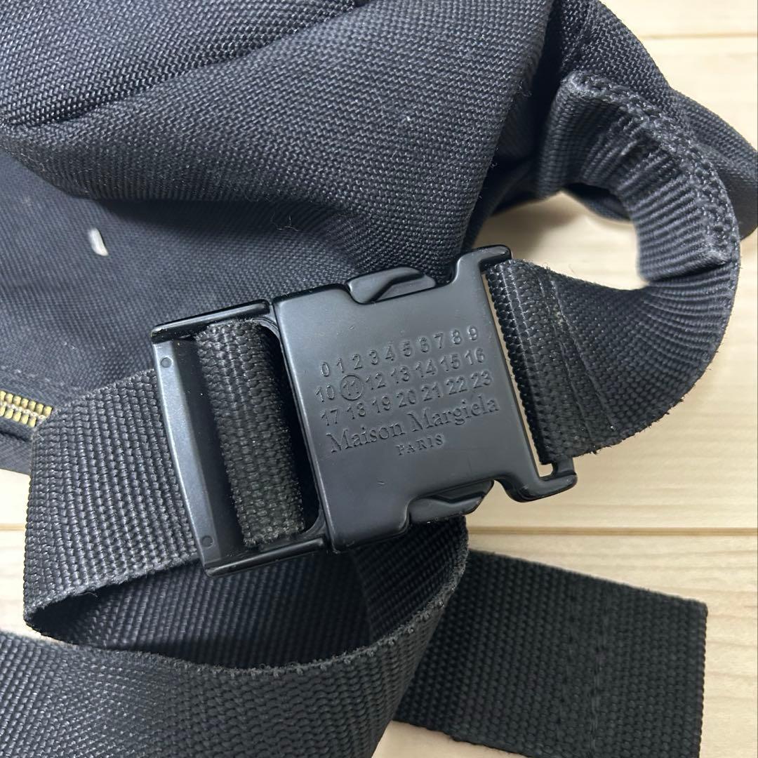 Maison Margiera 11 ボディバッグ ブラック パスケース付