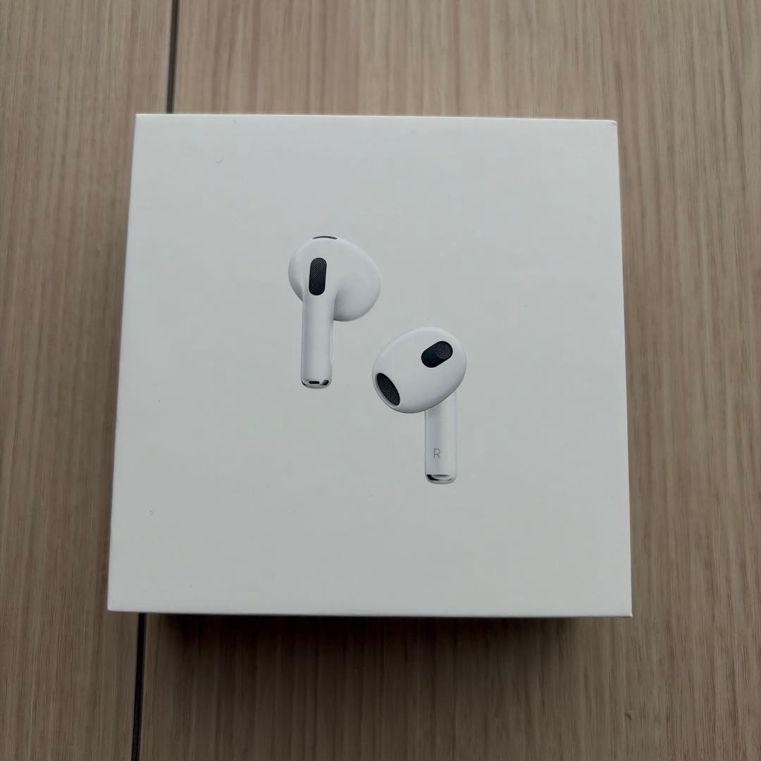 イヤホン AirPods 3