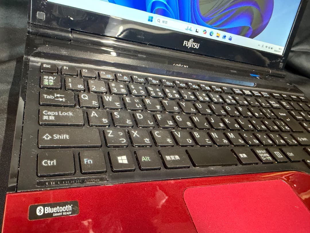 FMV LIFEBOOK　Windows11　ノートパソコン　ブルーレイ対応