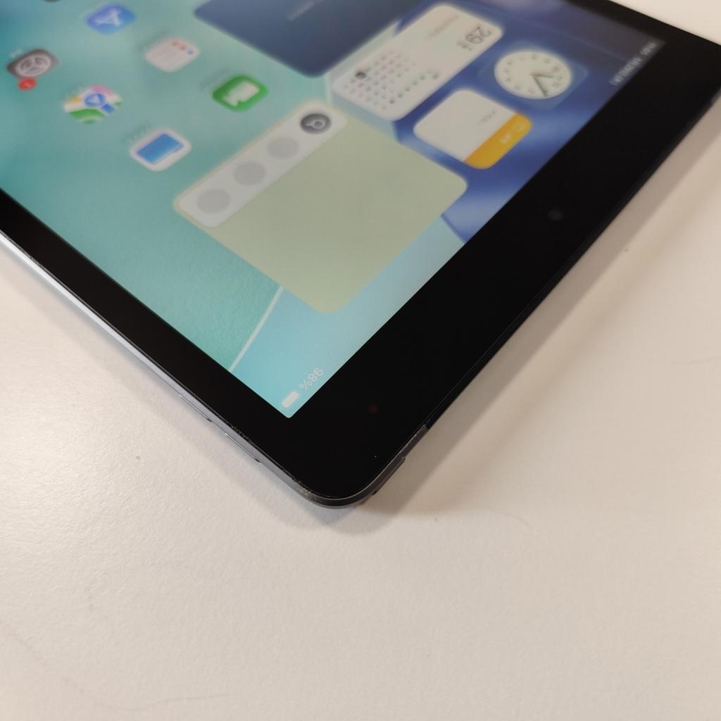 simフリー　iPad 10.2インチ　第9世代　 64GB No397