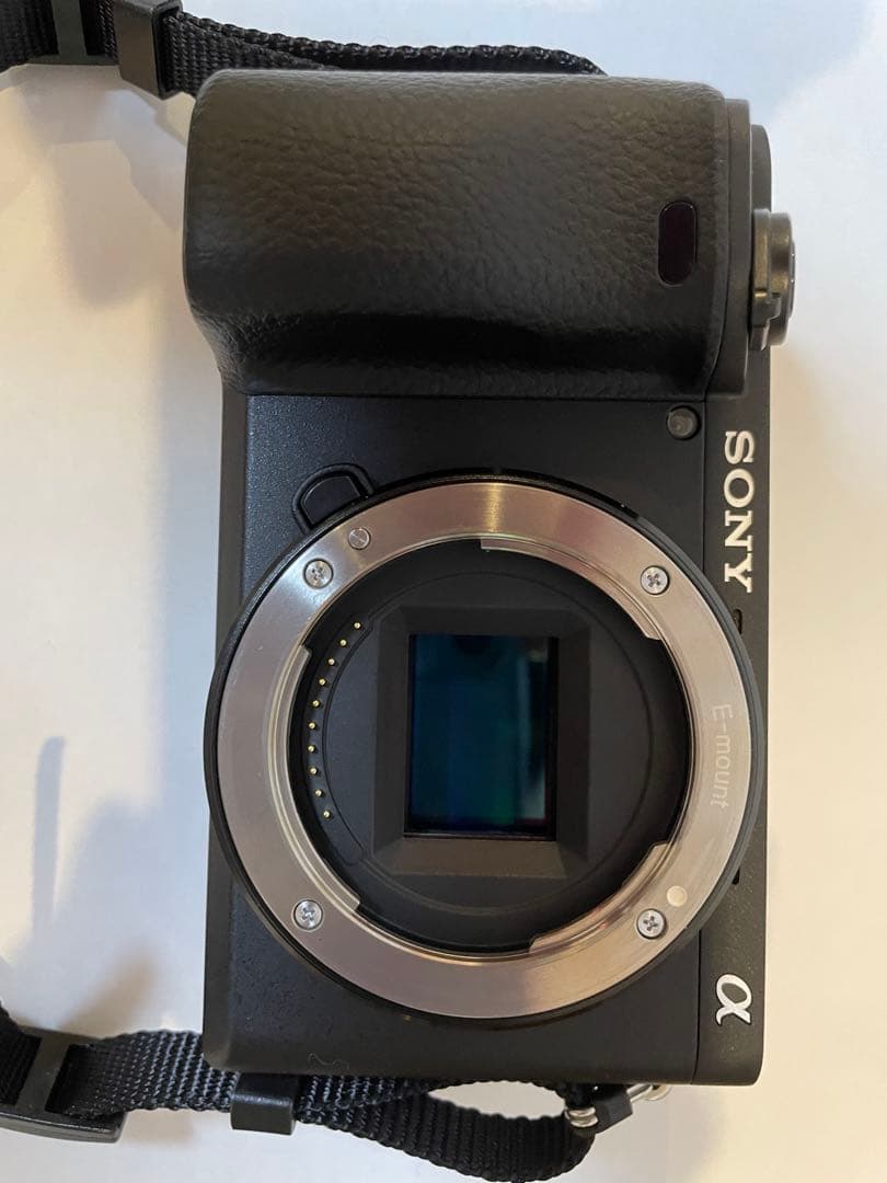 【極美品】SONY a6400ミラーレス一眼本体 SDカード64GB液晶フィルム