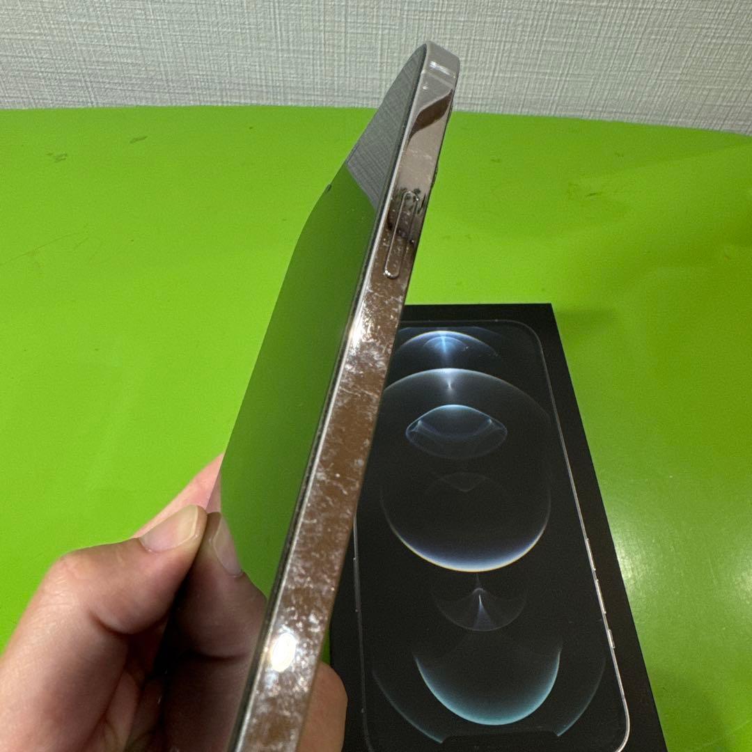 Apple iPhone 12 Pro Maxシルバー 本体 512GB
