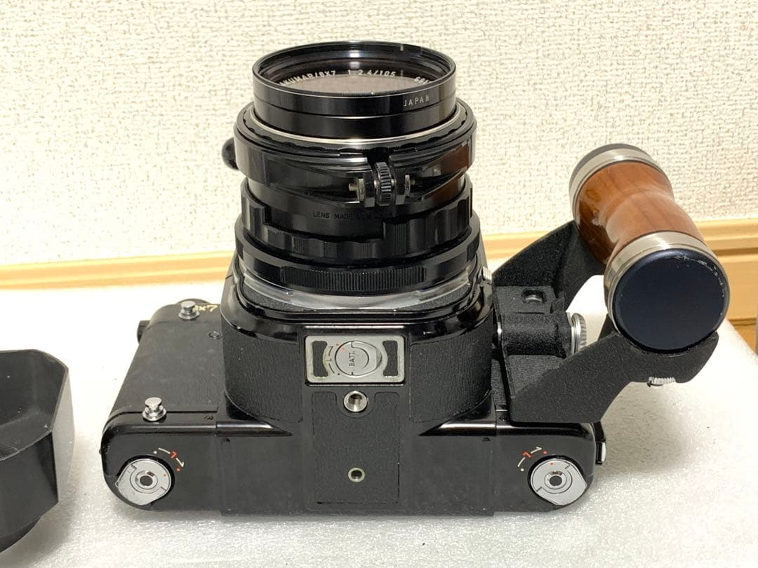 PENTAX 6x7 TAKUMAR 1:2.4/105 グリップ付き