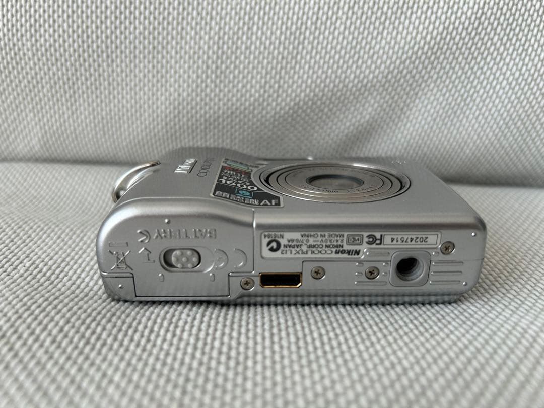 Nikon COOLPIX コンパクトデジタルカメラ