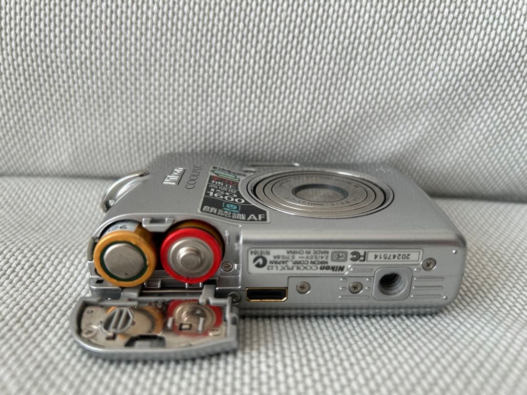 Nikon COOLPIX コンパクトデジタルカメラ