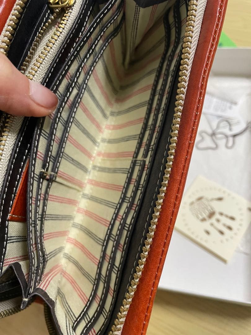 TAKEO KIKUCHI オレンジレザー長財布