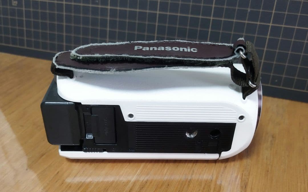 【ジャンク品】Panasonic HC-W570M ビデオカメラ　ホワイト