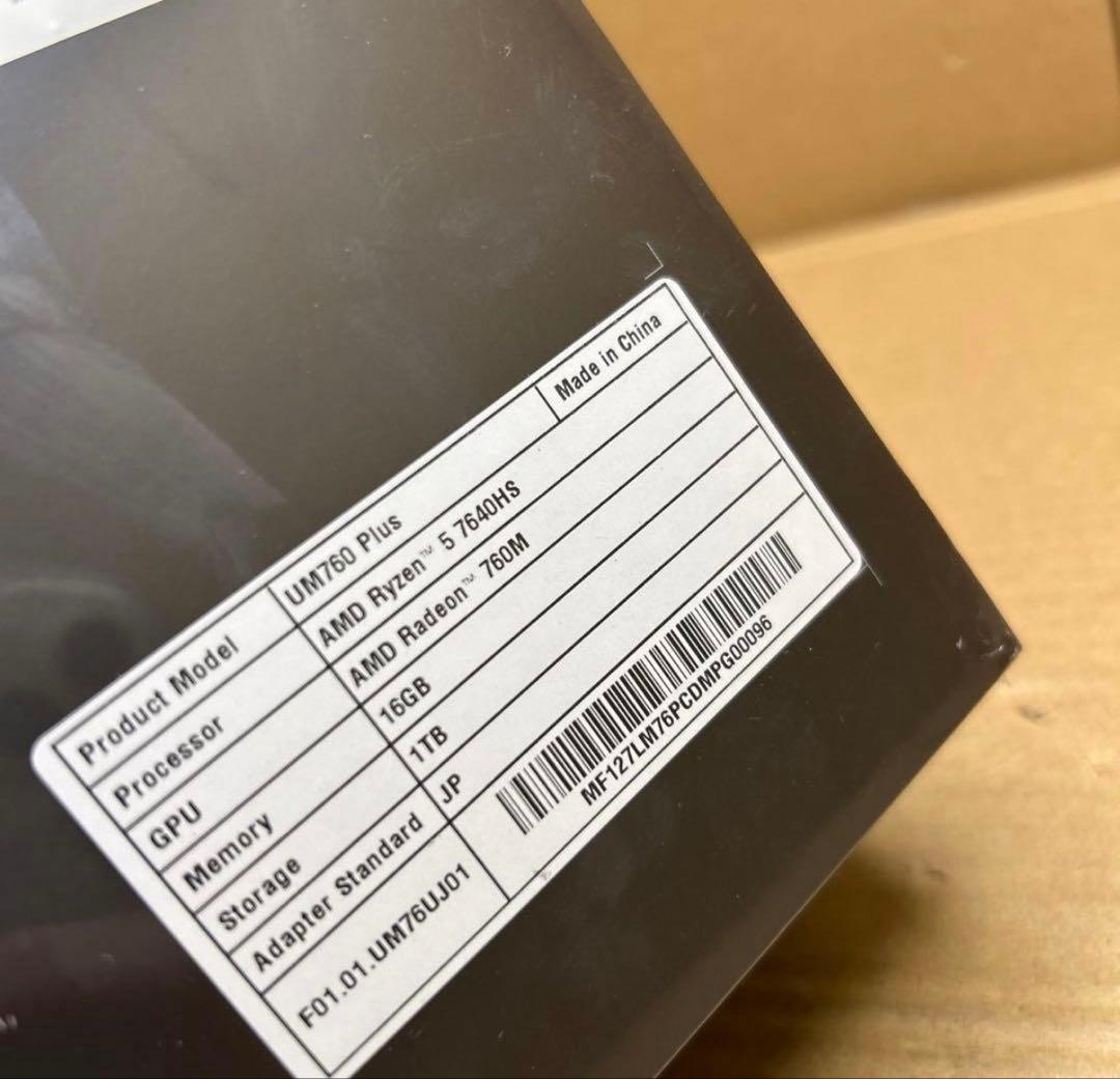 【極美品】ミニPC MINISFORUM UM760 Plus