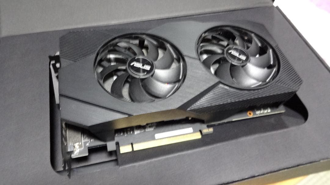 グラフィックボード・グラボ・ビデオカード ASUS GeForce RTX 2060 Super OC 8GB