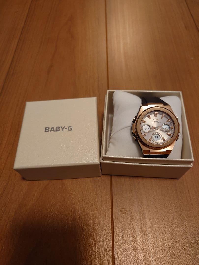 BABY-G デジタル腕時計 ゴールド/ブラック