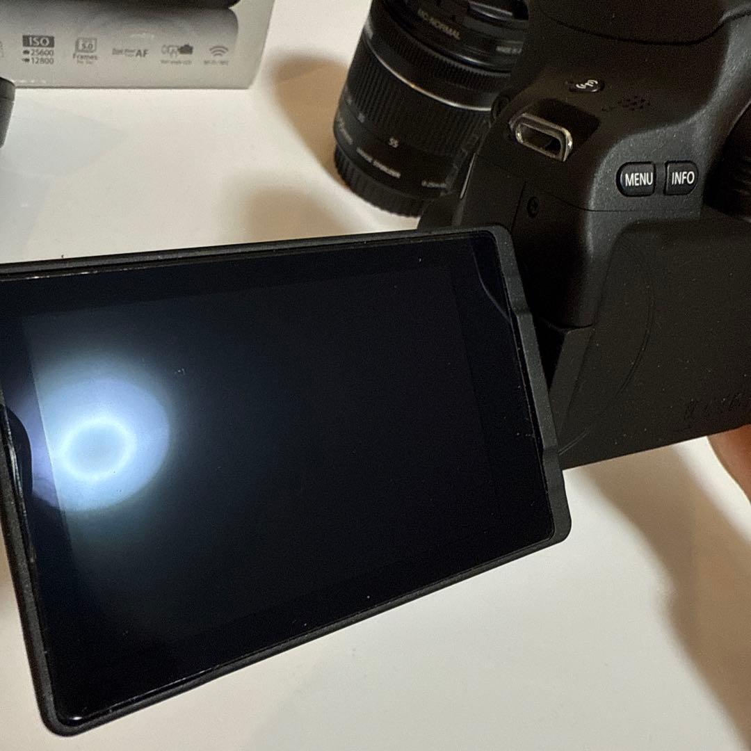 【美品】CANON EOS Kiss X9標準レンズセットデジタル一眼レフカメラ