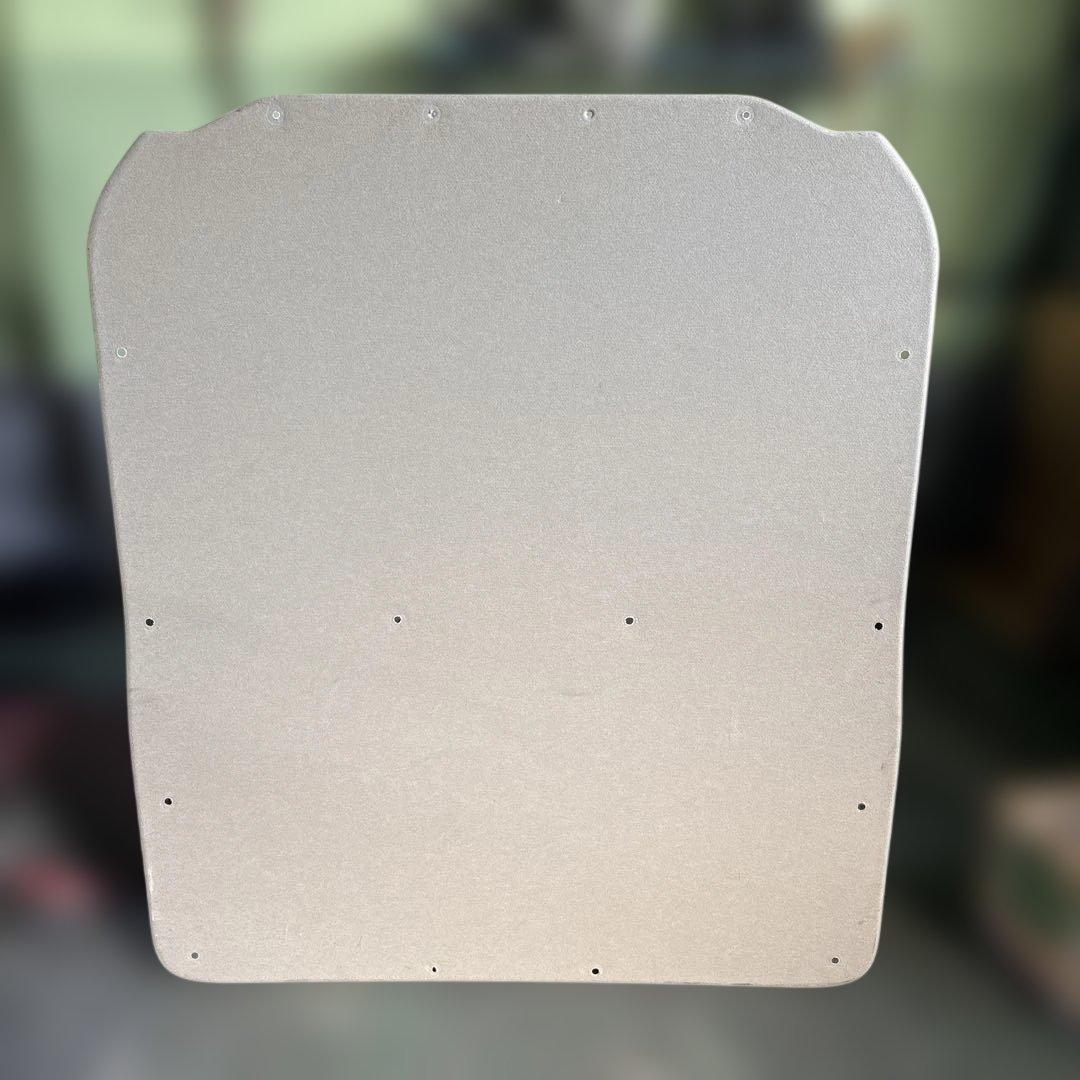 日産NV200バネット　純正オプション荷室用天井　暑さ対策