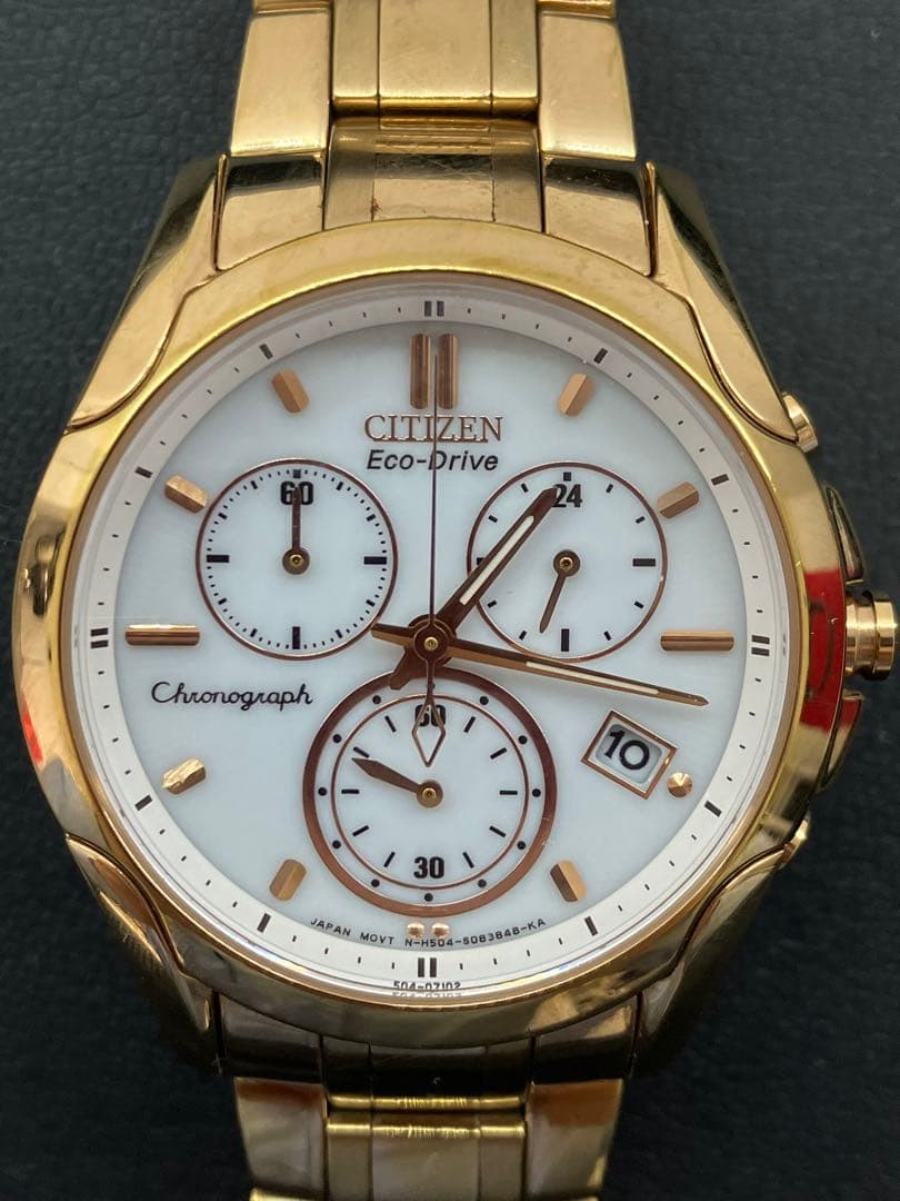 シチズン　エコ・ドライブ　白文字盤　クロノグラフ　N-H504