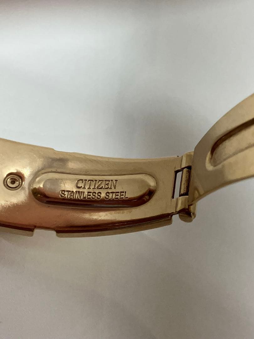 シチズン　エコ・ドライブ　白文字盤　クロノグラフ　N-H504