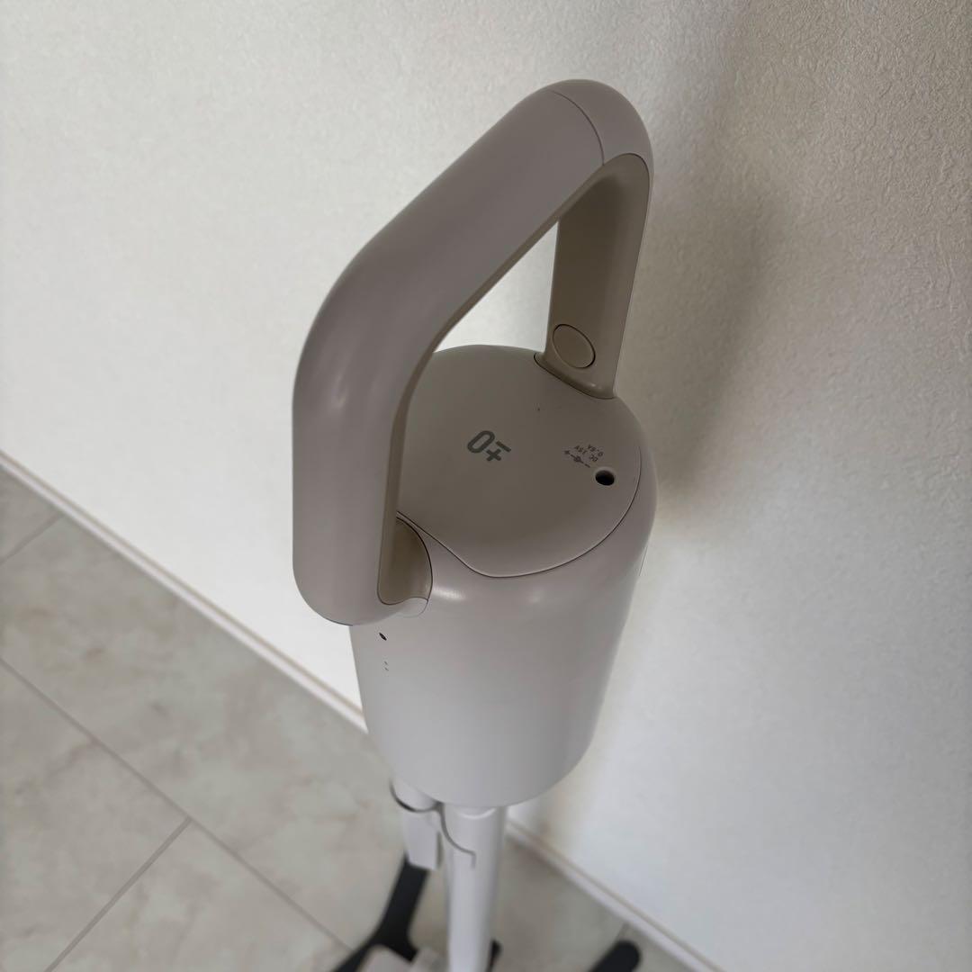 保証付★プラスマイナスゼロ コードレスクリーナー 掃除機 XJC-Y010-W