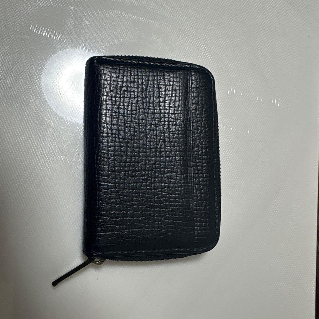 黒 皮革 ケース
