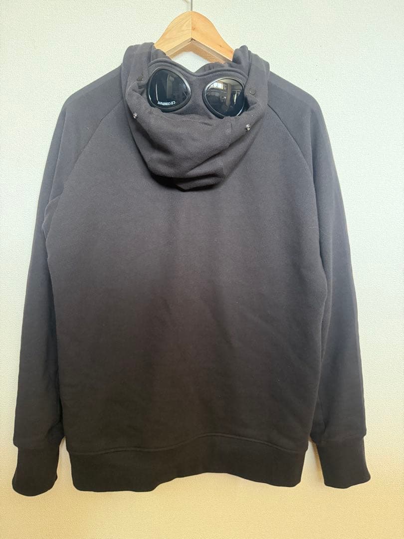 C.P. Company レンズディテールパーカー　フーディ ブラック　黒