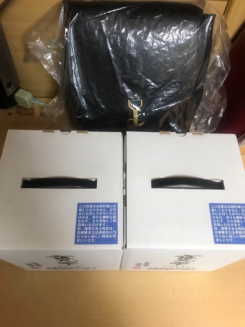 甕雫1800ml.2個。