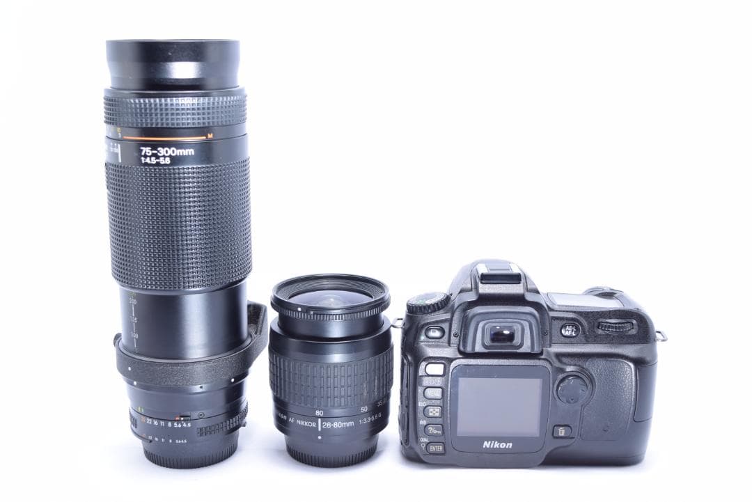 ③Nikon D50 Ｗレンズセット　携帯バック、おまけ付き