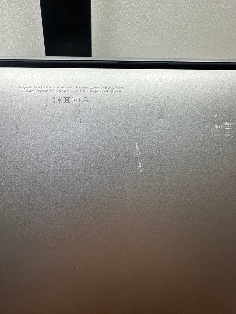 MacBook Pro A2251 ジャンク品