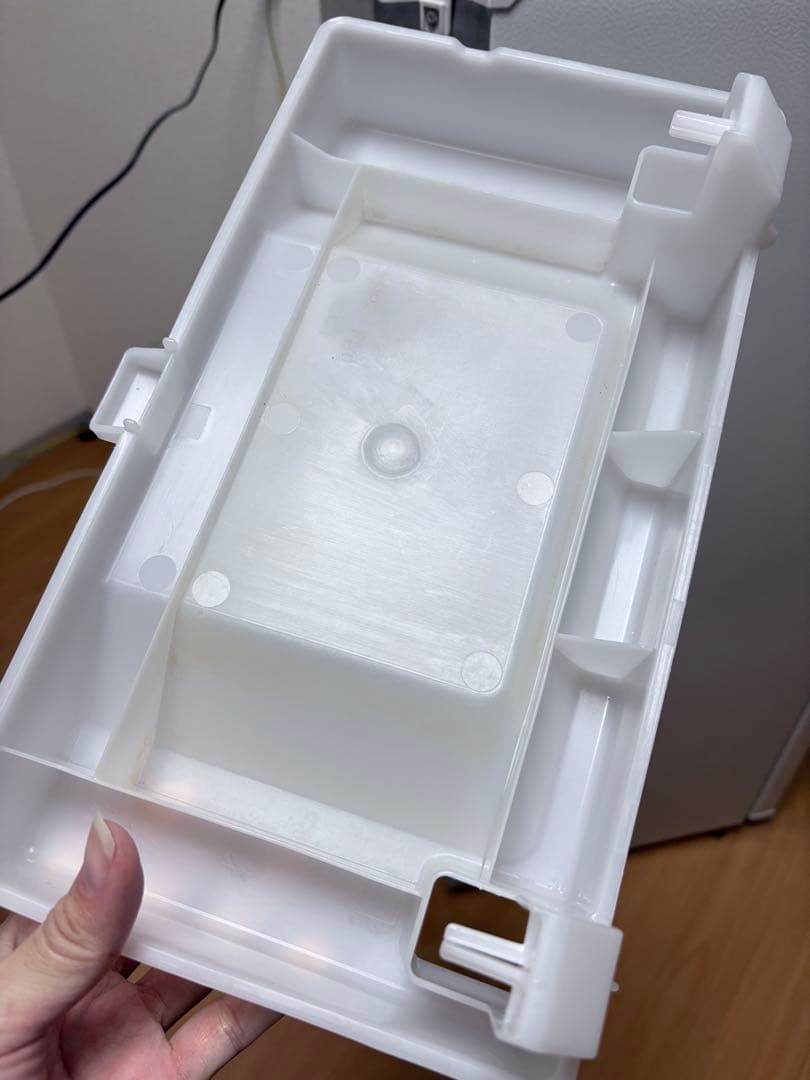 SHARP SJ-D14F-W 冷蔵庫 137L 2020年製 徳島　一人暮らし