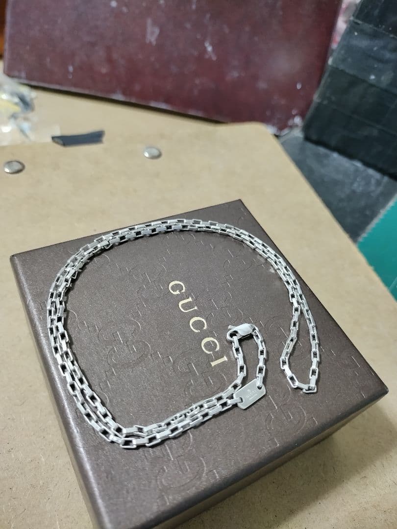 良好品 GUCCIグッチシルバー925チェーンネックレス イタリア製 高級感あり