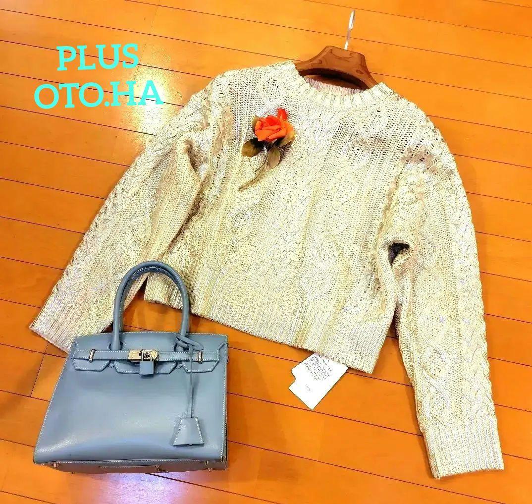 プラスオトハ 箔デザイン ケーブルニットプルオーバートップス