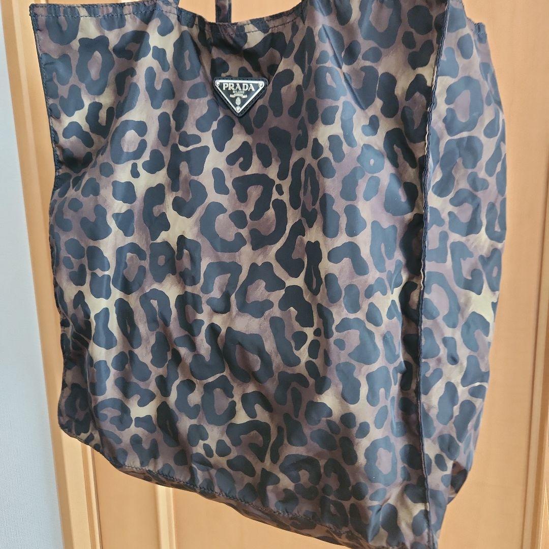 PRADA ヒョウ柄 ⭐ナイロンエコバッグ