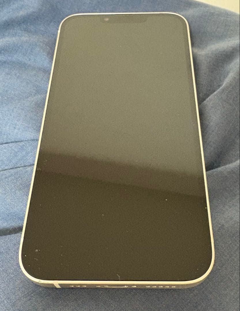 iPhone13 スターライト