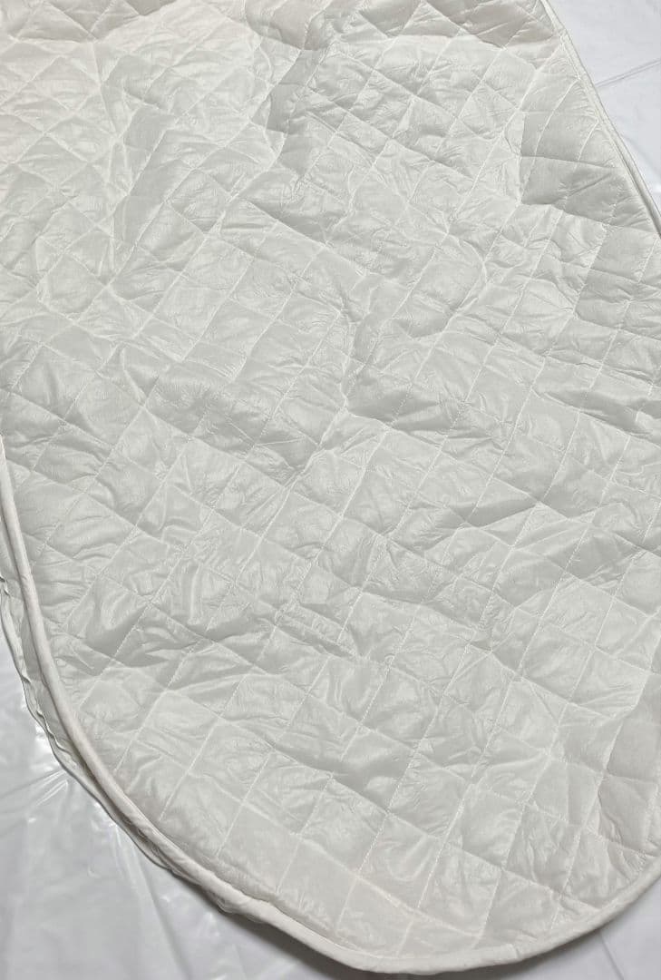 中古・良品　STOKKE ベビーベッド V2　ミントグリーン　おまけ付き