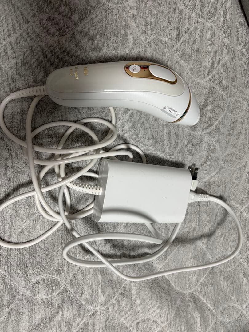 あ*き様 ブラウン脱毛器　silk expert pro 5