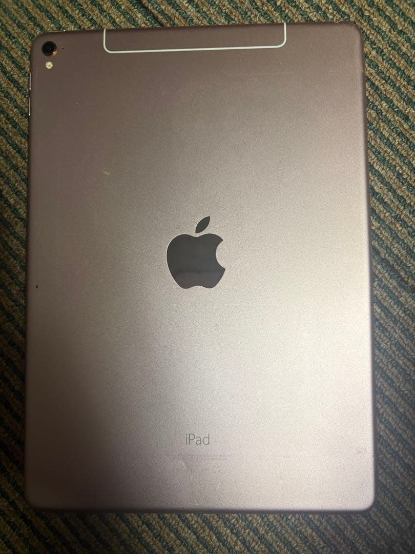 iPad pro 9.7インチ　ローズゴールド　SIMフリー　32GB