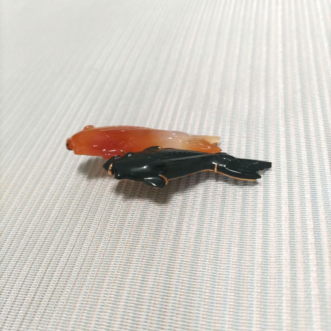 鯉　ブローチ　金属　天然石　K18