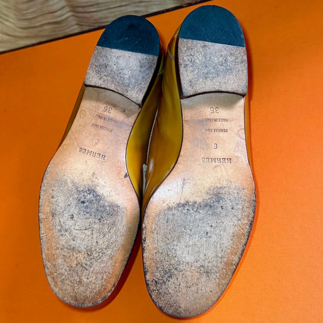 HERMES ベージュ・ブラウン ローファー