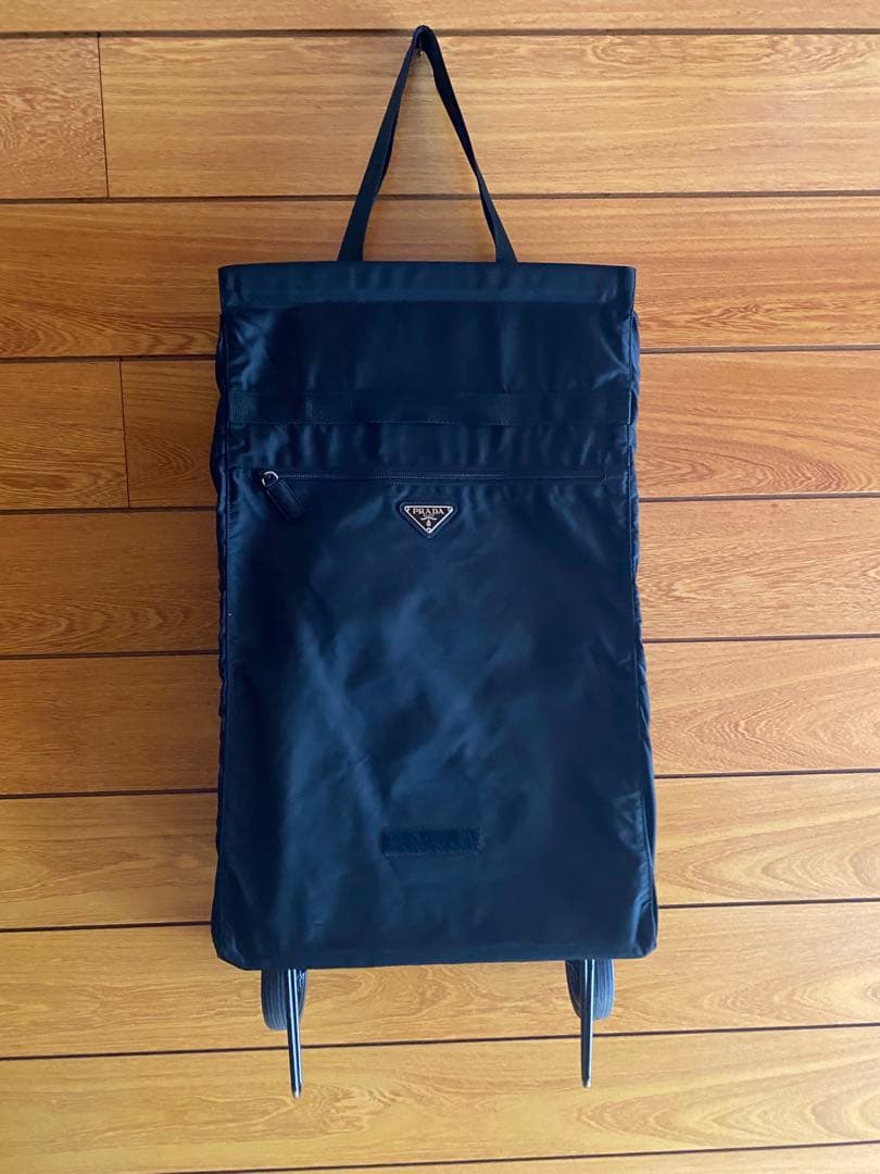 【希少⭐️入手困難】PRADA ショッピングカート　旅行バック　便利なキャリー付き